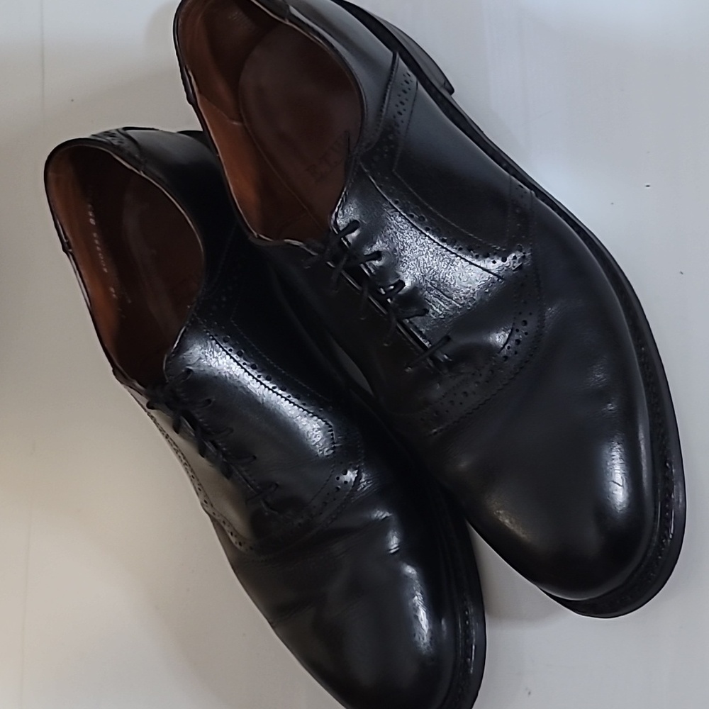 E.T. Wright Classic Black Leather Men's Dress Shoes